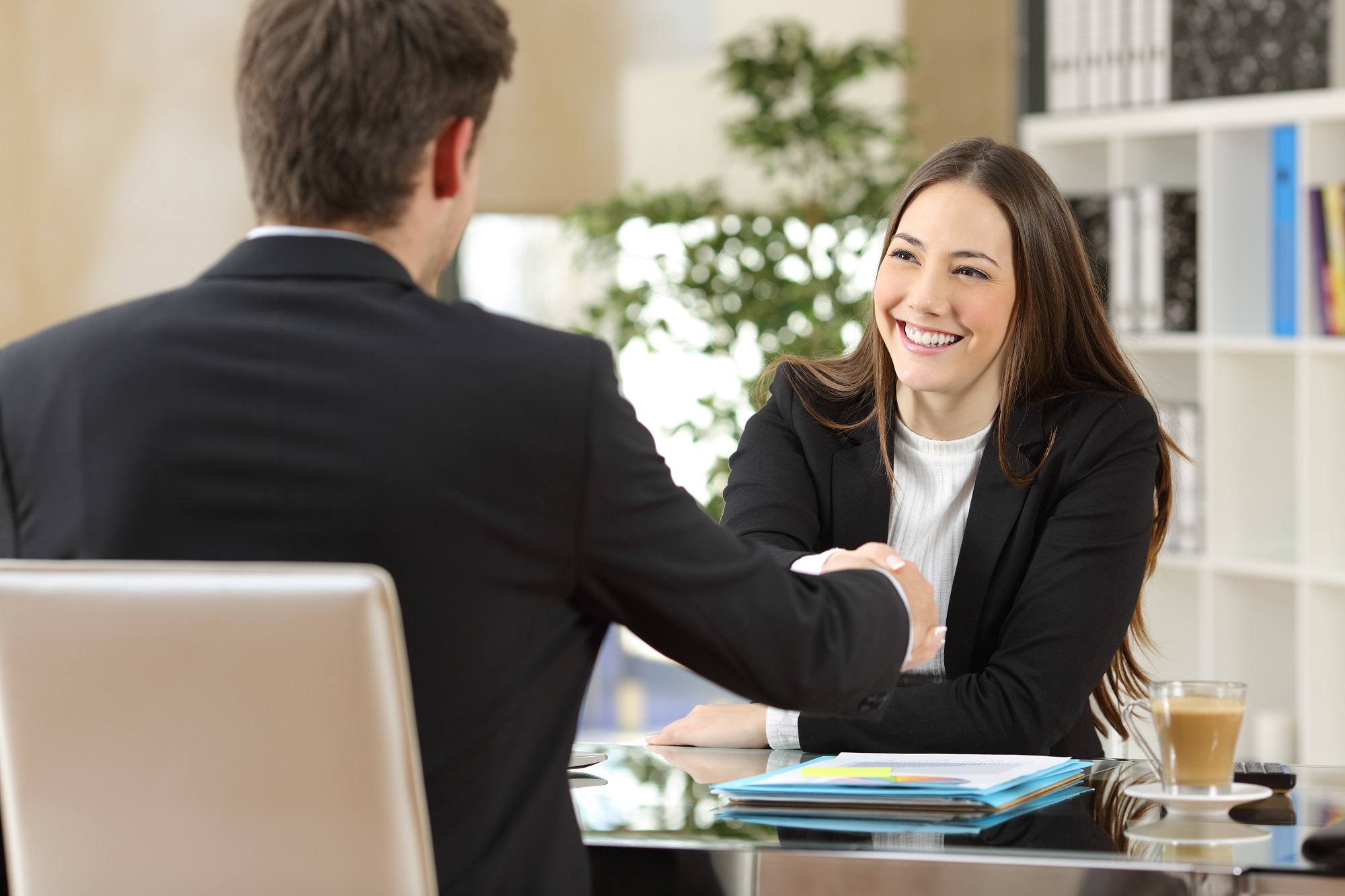 Learn The Most Effective Way To Follow-Up After a Job Interview.